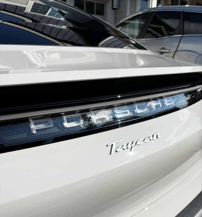 Porsche Taycan Porsche Taycan